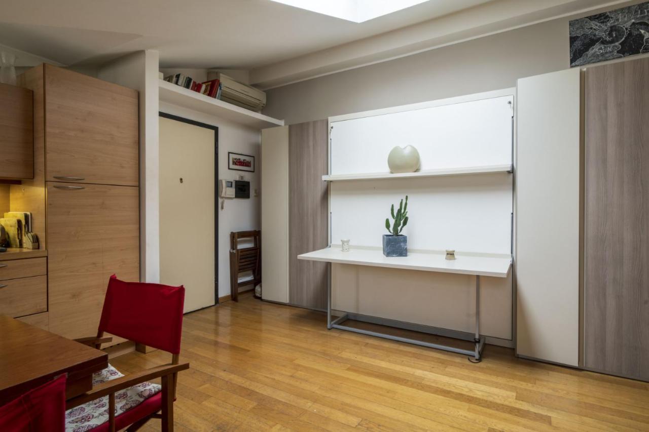 Easylife - Accogliente Monolocale In Zona Navigli Milão Exterior foto